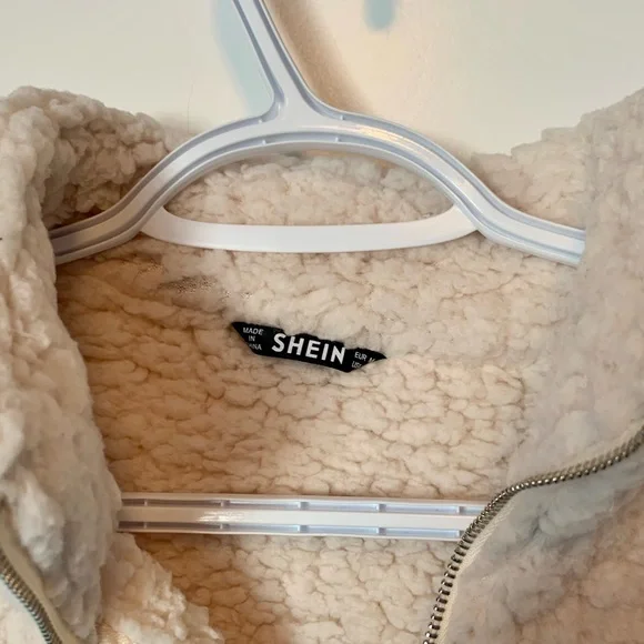 Cropped Sherpa Quarter Zip - Picture 5 of 6